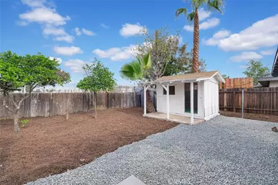 25556 Lomas Verdes, Loma Linda, CA 92354 - Photo 17