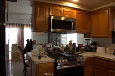 9876 Skyland Court, Fontana, CA 92335 - Photo 9