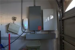 9876 Skyland Ct, Fontana, CA 92335 - Photo 23