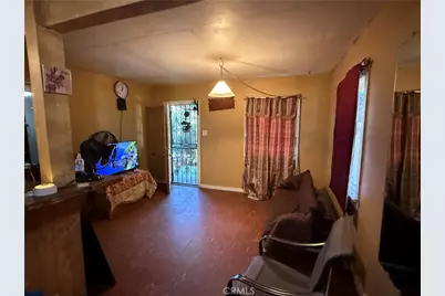 13600 Daventry, Pacoima, CA 91331 - Photo 5