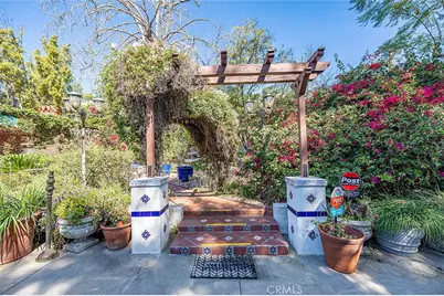 2393 Allen Avenue, Altadena, CA 91001 - Photo 5