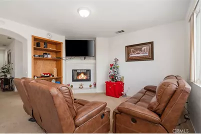 10726 Thorndale, Adelanto, CA 92301 - Photo 9
