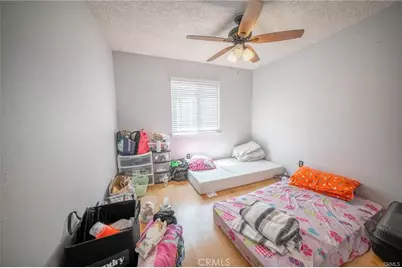 8936 Summerwood, Fontana, CA 92335 - Photo 17