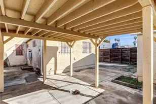 3630 W 61st, Los Angeles, CA 90043 - Photo 43