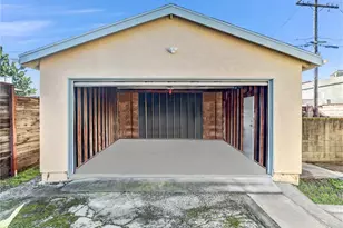 3630 W 61st, Los Angeles, CA 90043 - Photo 39