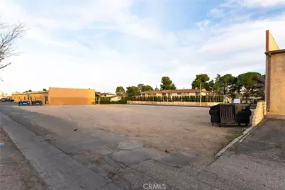 1 St Andrews Drive, Victorville, CA 92395 - Photo 9