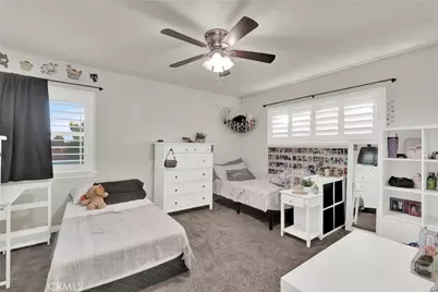 133 E Van Koevering, Rialto, CA 92376 - Photo 15