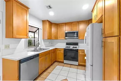 3913 Candlewood Street, Lakewood, CA 90712 - Photo 25