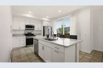 713 S Azusa Avenue #A, Azusa, CA 91702 - Photo 9