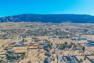 5753 La Luna, 29 Palms MCB, CA 92277 - Photo 45