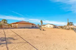 5753 La Luna, 29 Palms MCB, CA 92277 - Photo 39