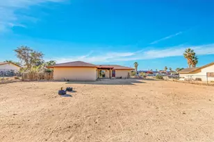5753 La Luna, 29 Palms MCB, CA 92277 - Photo 47