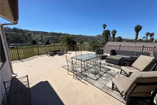 42125 Crest Dr, Hemet, CA 92544 - Photo 43