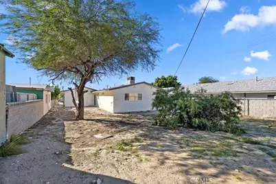 66146 Acoma, Desert Hot Springs, CA 92240 - Photo 17