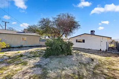 66146 Acoma, Desert Hot Springs, CA 92240 - Photo 21