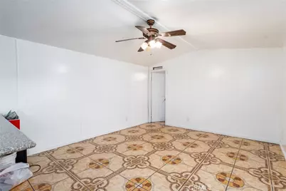 17225 Valley, Fontana, CA 92335 - Photo 5