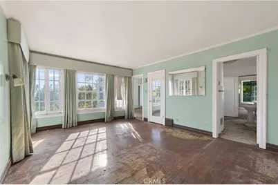 2329 N Edgemont, Los Angeles, CA 90027 - Photo 15