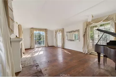 2329 N Edgemont, Los Angeles, CA 90027 - Photo 5