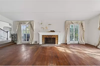 2329 N Edgemont, Los Angeles, CA 90027 - Photo 9