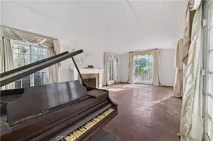 2329 N Edgemont, Los Angeles, CA 90027 - Photo 7