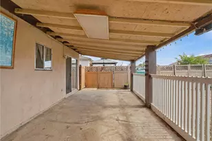 645 W Winchester, Rialto, CA 92376 - Photo 21