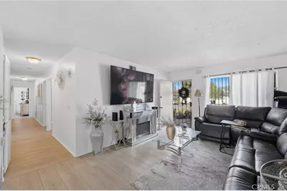 645 W Winchester, Rialto, CA 92376 - Photo 7