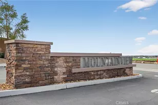 15575 Parry Peak, Fontana, CA 92336 - Photo 45