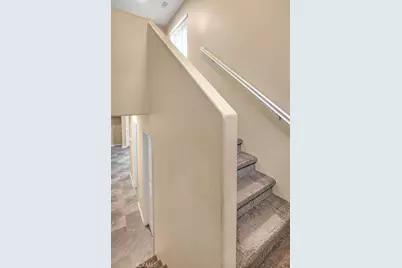 7165 Hazelwood Way, Fontana, CA 92336 - Photo 17