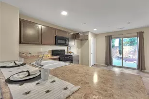 7165 Hazelwood Way, Fontana, CA 92336 - Photo 11