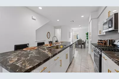 10548 Acorn Place, Los Alamitos, CA 90720 - Photo 5