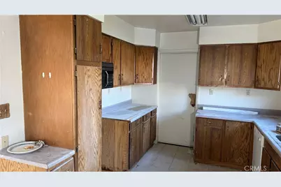 28261 Preakness Drive, Stallion Springs, CA 93561 - Photo 15