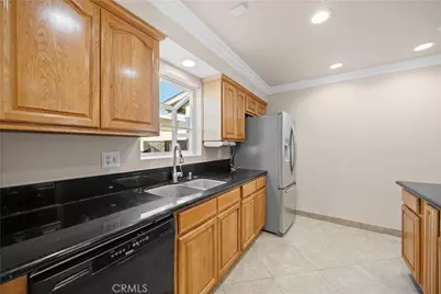 1560 N Vista Avenue, Rialto, CA 92376 - Photo 11