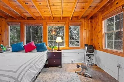 414 Cross Drive, Crestline, CA 92325 - Photo 15