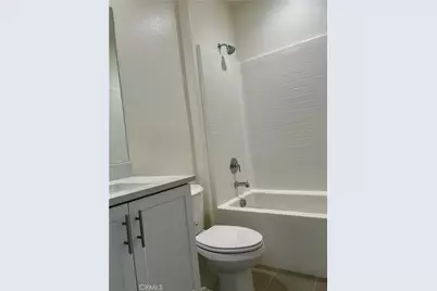 16040 Jamie Lane #8, Fontana, CA 92336 - Photo 15