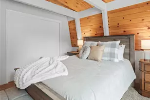 1056 Sierra, Big Bear City, CA 92314 - Photo 17