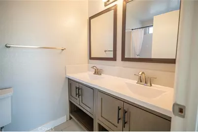 16011 Coronado, Victorville, CA 92394 - Photo 17