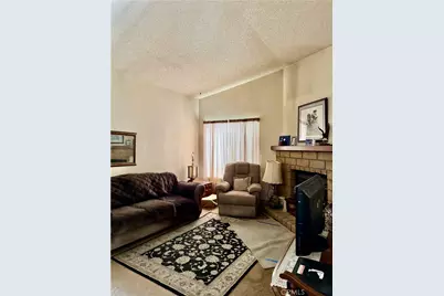 15681 San Jacinto, Fontana, CA 92336 - Photo 5