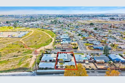 16352 Del Norte Drive, Victorville, CA 92395 - Photo 45