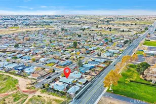 16352 Del Norte Dr, Victorville, CA 92395 - Photo 47