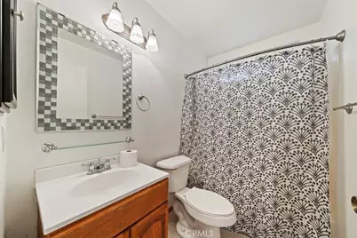 14502 Hillcrest Dr, Fontana, CA 92337 - Photo 13