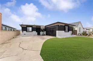 540 W 118th St, Los Angeles, CA 90044 - Photo 3