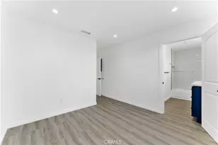 540 W 118th St, Los Angeles, CA 90044 - Photo 23