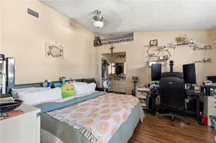 11545 Honeyglen, Pacoima, CA 91331 - Photo 21