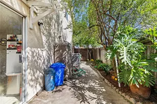 11545 Honeyglen, Pacoima, CA 91331 - Photo 11