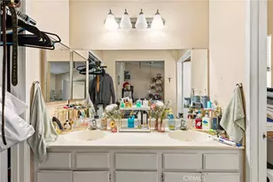 11545 Honeyglen, Pacoima, CA 91331 - Photo 21