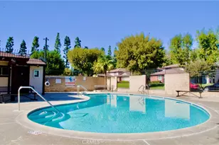 1126 W Calle De la Luna, Azusa, CA 91702 - Photo 3