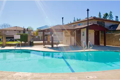 1126 W Calle De La Luna # 4, Azusa, CA 91702 - Photo 5