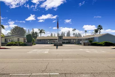 840 Foothill Boulevard #27, Azusa, CA 91702 - Photo 29