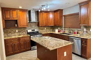 957 W Tibbot St, Rialto, CA 92377 - Photo 13