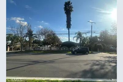 402 E Phillips Street, Ontario, CA 91761 - Photo 3